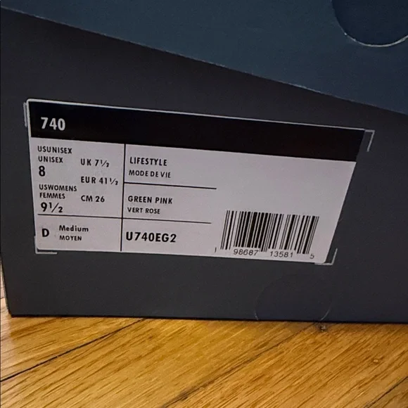 New Balance Teal and Pink Athletic Shoes - Picture 3 of 5